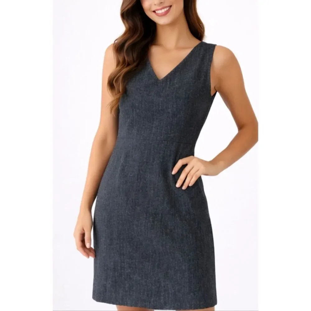 L.L. Bean Vintage 100% wool grey vneck sheath dress 8